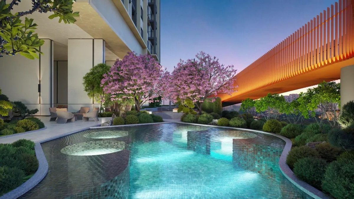 Hanya Wahyu 50m infinity pool at dusk